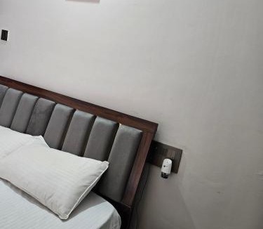 Pimpri - Chinchwad Apartment | El BNB AC 1BHK Aesthetic & Cozy Fully-Equipped