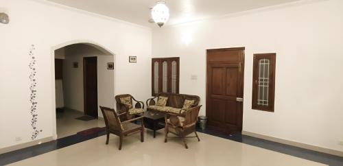 Kalapettai House | ET's The Yellow House