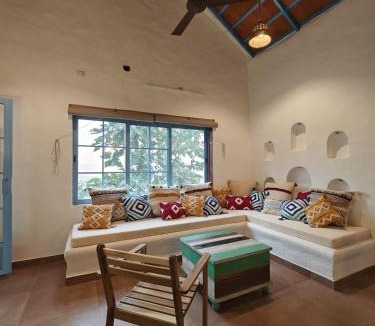 Roha Villa | The Camphor Villa - Farmers Deck