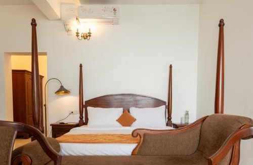 Kovalam Hotel | By The Bay Kovalam