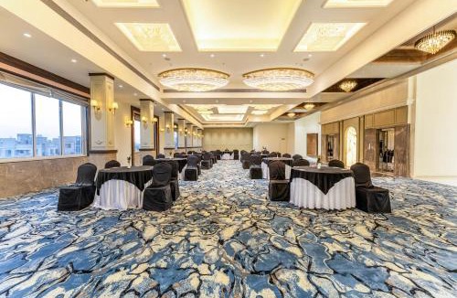 Nagpur Hotel | Treebo Premium Nagpur Automotive Square