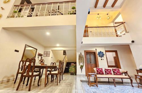 Caranzalem Villa | 3BHK Villa with Jacuzzi Pool Near Beach and Panjim
