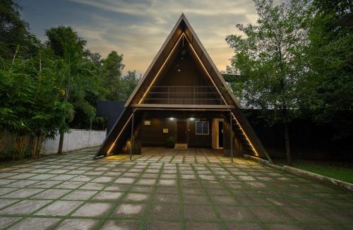 Chalakudy House | River Serene Holiday home