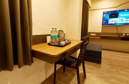 Shirdi Hotel | Hotel Sai Palkhi Niwara