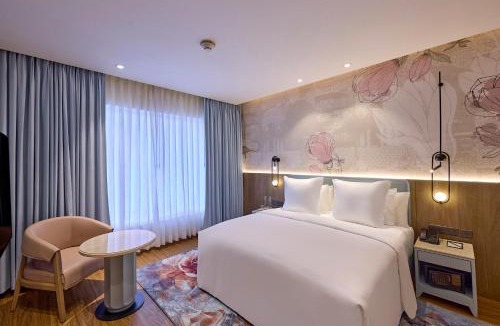 Vile Parle East Hotel | ICONIQA - The Lifestyle Hotel of Mumbai