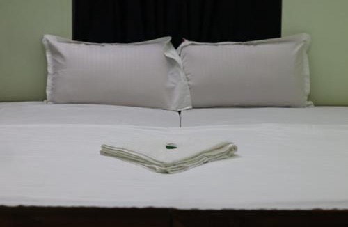 Alwaye Hotel | bohom STAYORA