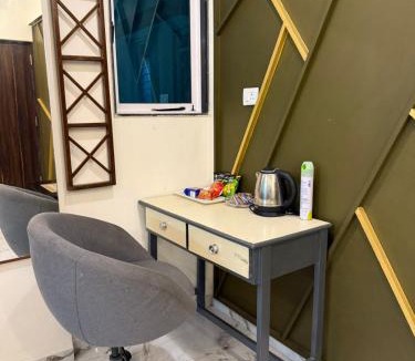 Ranwar Apartment | Elegant 1BHK at Bandra W Close to Lilavati hospital 304