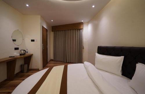 Kurla West Hotel | Hotel Lancaster