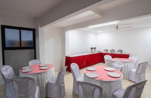 Balewadi Hotel | Treebo Royal Comfort Atithi