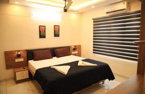 Palayam Apartment | The Golden Grotto