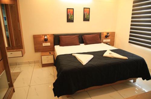 Palayam Apartment | The Golden Grotto