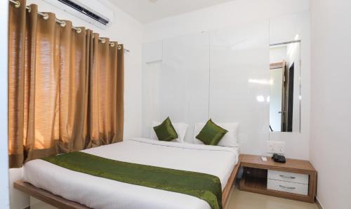 Nashik Hotel | Treebo Sapphire Studio