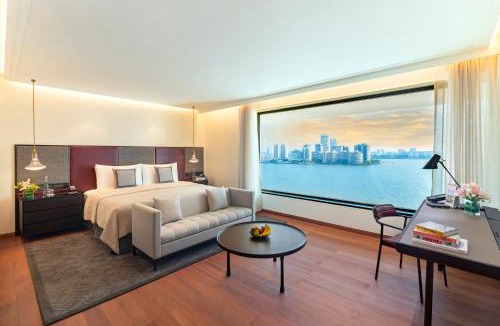 Nariman Point Hotel | The Oberoi Mumbai