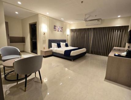 Chandrapur Hotel | Western Hotel