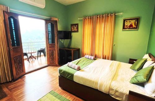 Anachal Bed & Breakfast | Munnar Blue Mist