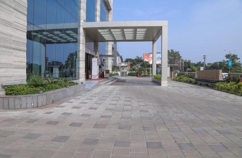 Bhavnagar Hotel | Efcee Sarovar Premiere Bhavnagar
