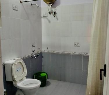 Kandal Apartment | NABA HOME STAY OOTY