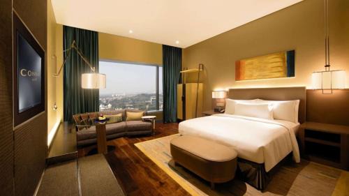 Koregaon Park Hotel | Conrad Pune