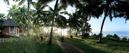 Chowara Resort | Soma Manaltheeram Ayurveda BeachVillage