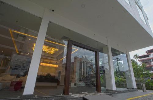 Thampanoor Hotel | The Terrace by Ladder Mgd by Citrine