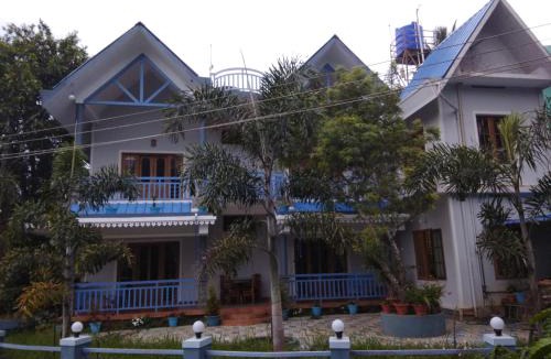 Anachal Bed & Breakfast | Munnar Blue Mist