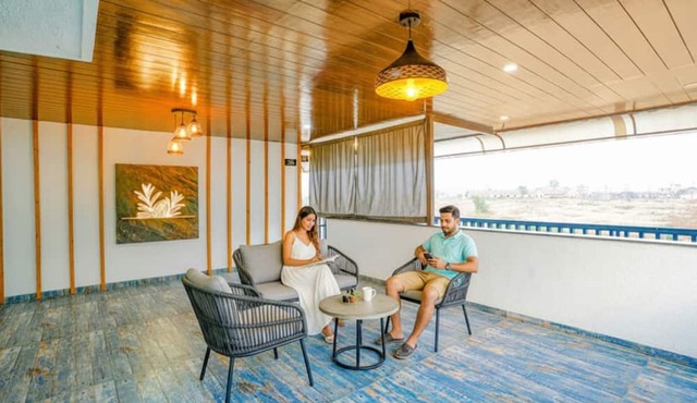 Fabhotel Viva House