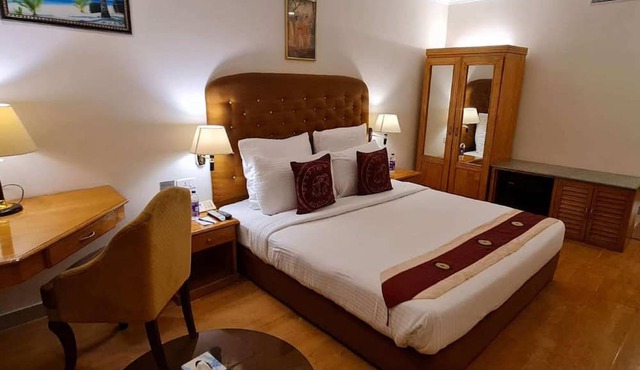 SAJ EARTH RESORT