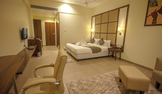 Hotel Utsav Square