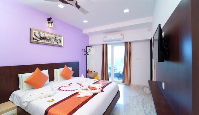 Hotel Grand Padappai Residency
