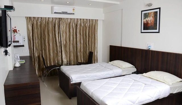 Hotel Suresh Inn