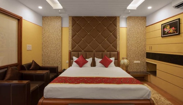 Hotel Vashanth Krishna