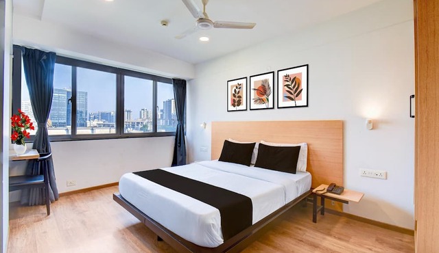 Deluxe With Twin Bed Balewadi High