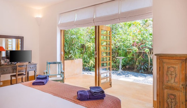 Staymaster Rohini 2BR Villa Jet Pool
