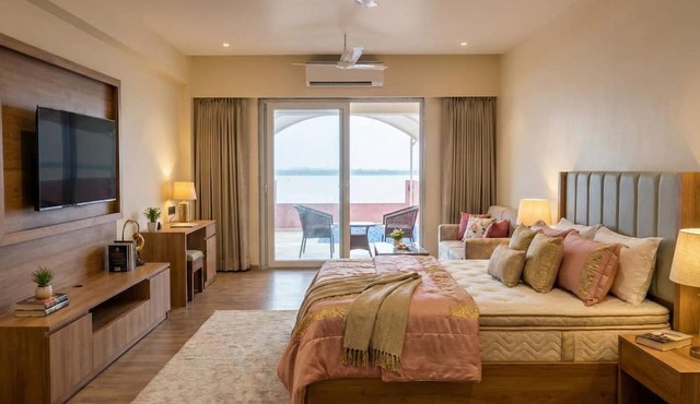 Saapna Resort & Boat Club