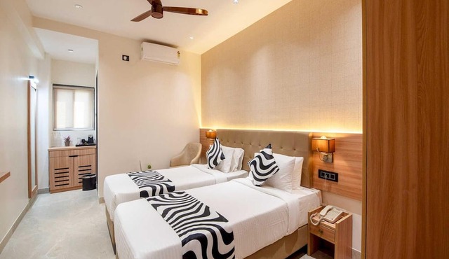 Palette Hotel Pune, Midc Chinchwad