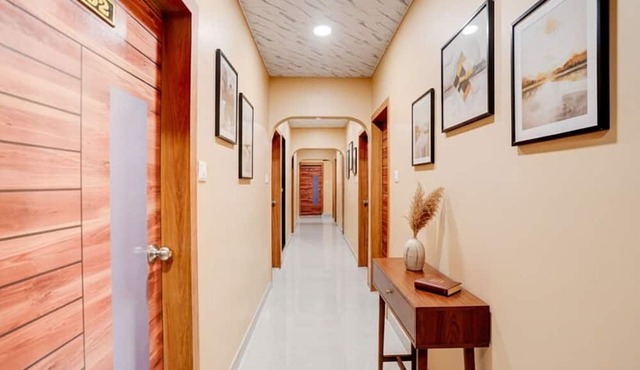 Hotel Omkar & Lodging - phoenix market city
