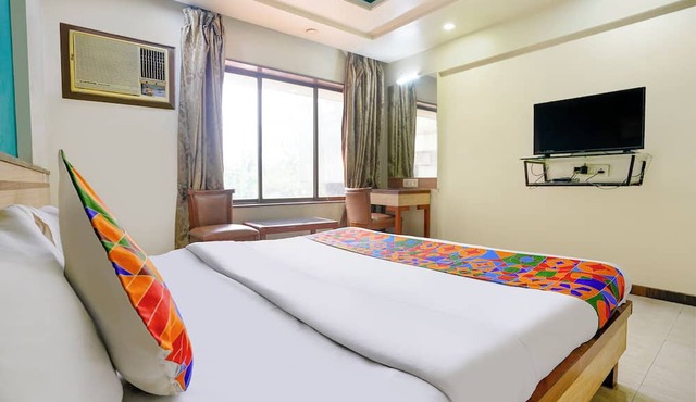 Fabhotel Guru Heritage