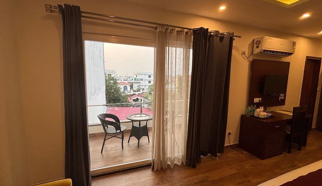 Hotel MJ Ghai Residency in Rishikesh