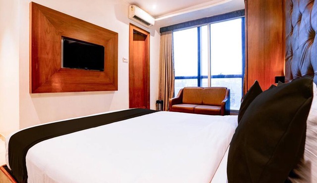 Luxurious Stays at Times Square Le Western Mumbai