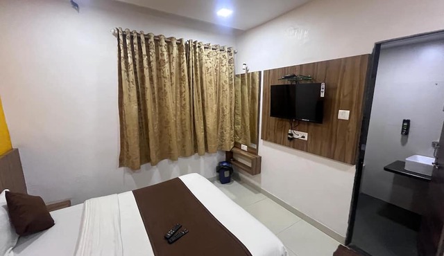 Hotel Anupam