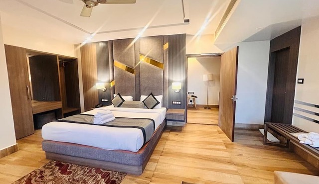 Hotel Holiday international in Purnia