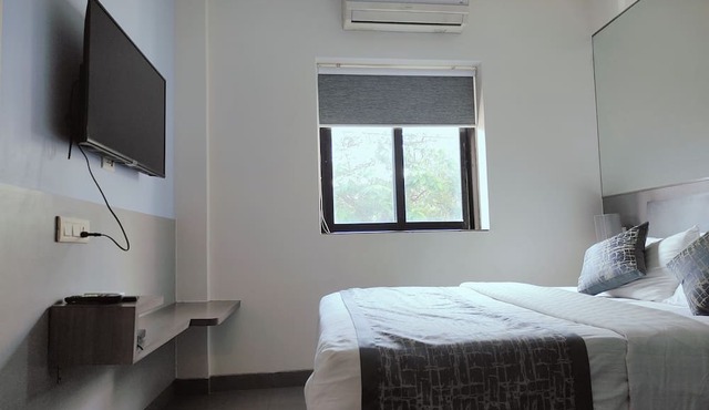 Apollo Guest House – Colaba Causeway