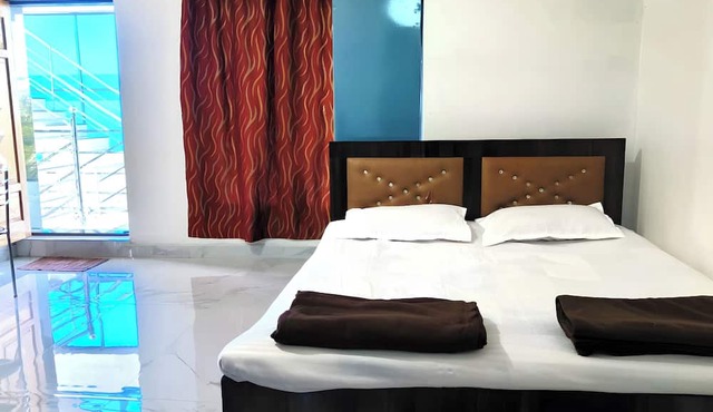 Krushnakunj Holiday Resort, Nagaon
