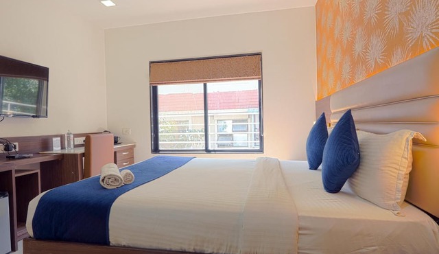 MAGNUS AERITH STUDIOS, EXECUTIVE RESIDENCES