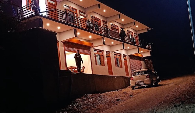 Kuari Pass Inn in Joshimath
