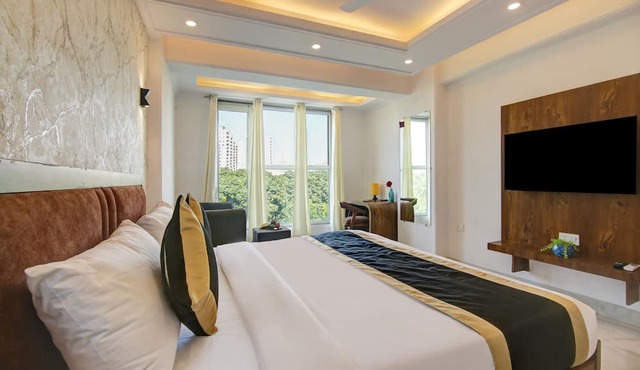 Hotel Emporio Grand in Ghaziabad