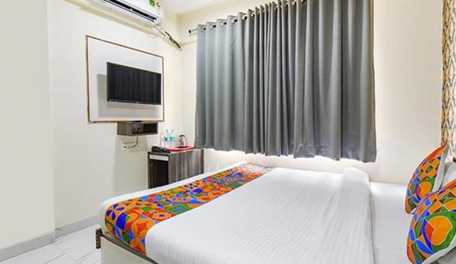 Fabhotel Prime Emerald I