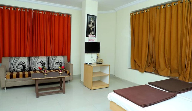 Hotel Anjani