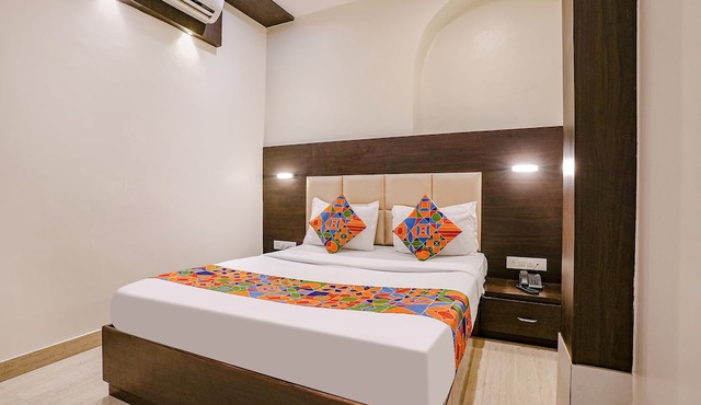 Fabexpress Abad Inn