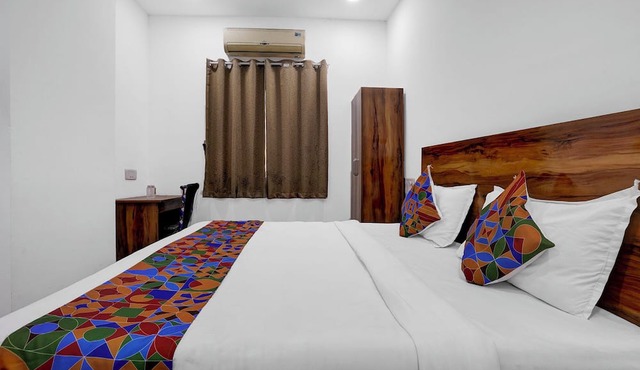 Fabhotel Platinum Pavillion Inn